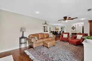 8420 Sweetwater Dr, Dallas, TX 75228 - Photo 29