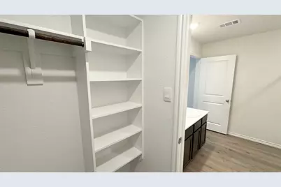5004 Shumard Drive, Lindale, TX 75771 - Photo 5