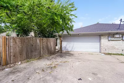4804 Berridge Lane, Dallas, TX 75227 - Photo 19