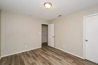 4804 Berridge Lane, Dallas, TX 75227 - Photo 15