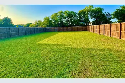 404 Neathery Street, Farmersville, TX 75442 - Photo 13