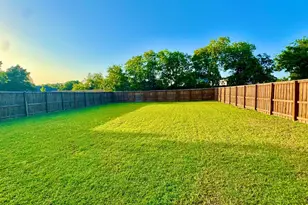 404 Neathery St, Farmersville, TX 75442 - Photo 13