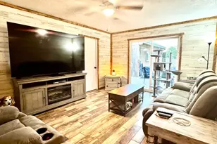 404 Neathery St, Farmersville, TX 75442 - Photo 21