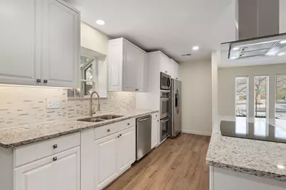 10521 Sandpiper Lane, Dallas, TX 75230 - Photo 5