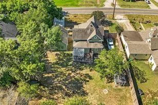 607 W Walnut St, Celina, TX 75009 - Photo 27
