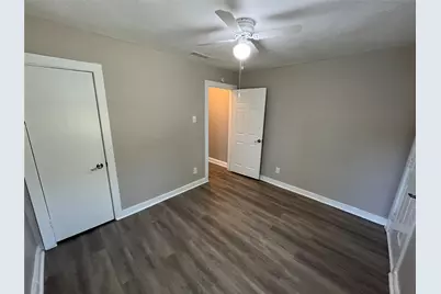 1316 N Prairie Creek Road, Dallas, TX 75217 - Photo 11
