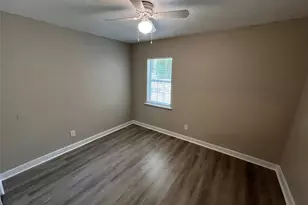 1316 N Prairie Creek Rd, Dallas, TX 75217 - Photo 13