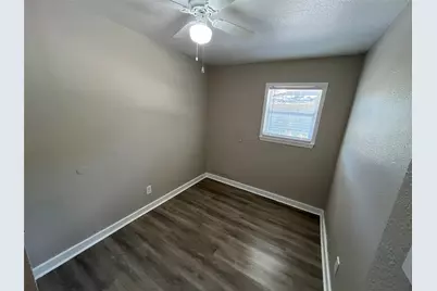 1316 N Prairie Creek Road, Dallas, TX 75217 - Photo 11