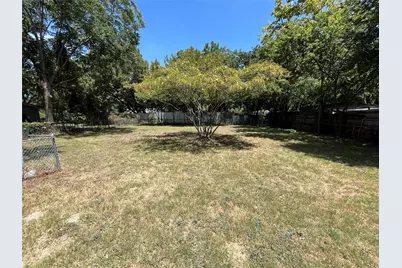 1316 N Prairie Creek Road, Dallas, TX 75217 - Photo 17