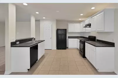 617 Misty Mountain Drive, Fort Worth, TX 76140 - Photo 15
