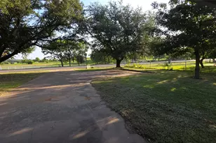 1664 Hwy 56 E, Bonham, TX 75418 - Photo 15