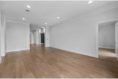 4240 Prescott Avenue #8B, Dallas, TX 75219 - Photo 19
