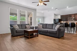1600 Glade Meadows Dr, Burleson, TX 76058 - Photo 11