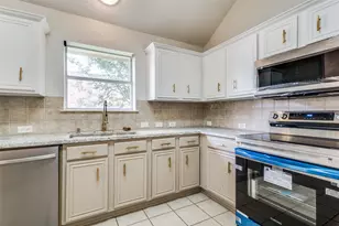 7046 St Augustine Dr, Frisco, TX 75033 - Photo 11
