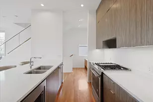 2706 Throckmorton St, Dallas, TX 75219 - Photo 5