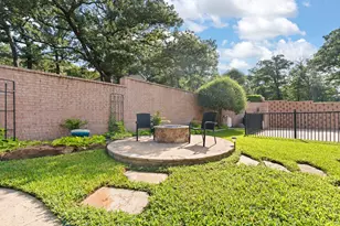 2829 Donnybrook Dr, Burleson, TX 76028 - Photo 31