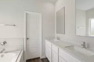 2412 Southern Magnolia Dr, Fort Worth, TX 76123 - Photo 9