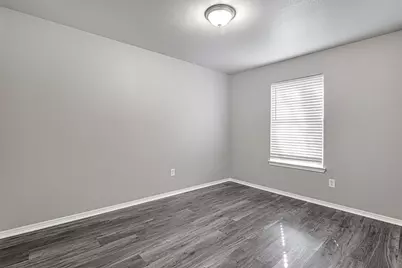 2902 Van Horn Avenue #100, Fort Worth, TX 76111 - Photo 9