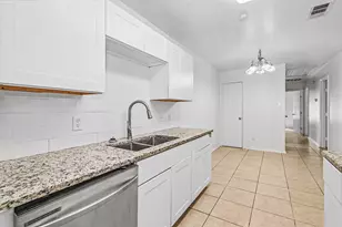 2902 Van Horn Ave, Fort Worth, TX 76111 - Photo 11