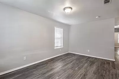 2902 Van Horn Avenue #100, Fort Worth, TX 76111 - Photo 3
