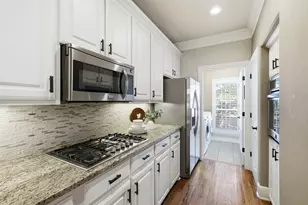 14891 Towne Lake Cir, Addison, TX 75001 - Photo 13