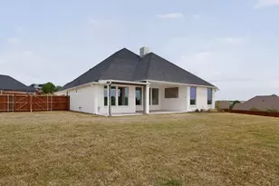 10813 Alta Sierra Dr, Benbrook, TX 76126 - Photo 29
