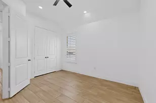 10813 Alta Sierra Dr, Benbrook, TX 76126 - Photo 21