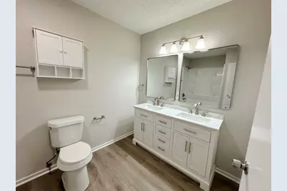 328 Hillside Court, Burleson, TX 76028 - Photo 15