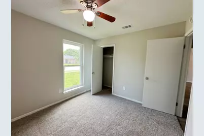328 Hillside Court, Burleson, TX 76028 - Photo 19