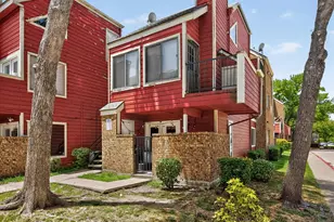 9805 Walnut St, Dallas, TX 75243 - Photo 17