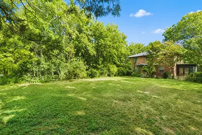 625 W Colorado Boulevard, Dallas, TX 75208 - Photo 3
