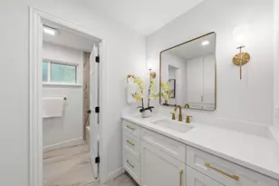 3905 Shady Valley Dr, Arlington, TX 76013 - Photo 15