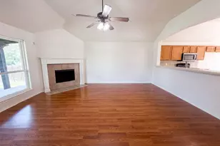 324 Cascade Dr, Red Oak, TX 75154 - Photo 3