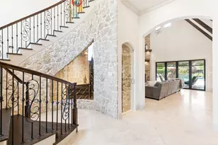 809 Lyndsey Wy, Colleyville, TX 76034 - Photo 3