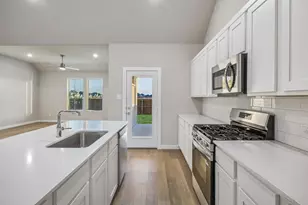 112 Whitlow Dr, Princeton, TX 75071 - Photo 7