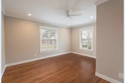 815 E 16th Street, Plano, TX 75074 - Photo 17