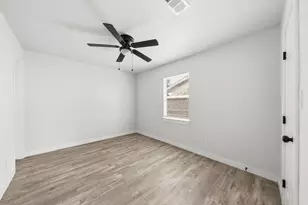 3245 Pacesetter Dr, Dallas, TX 75241 - Photo 19
