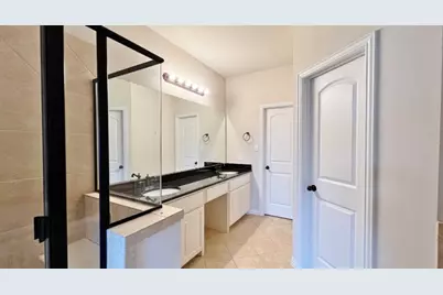 2500 Rockbrook Drive #40, Lewisville, TX 75067 - Photo 15
