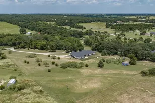 403 Polk Rd, Bowie, TX 76230 - Photo 35