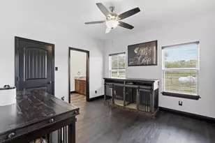 403 Polk Rd, Bowie, TX 76230 - Photo 17