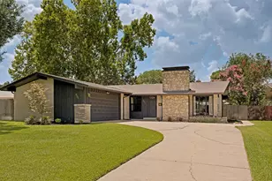 921 Forreston Dr, Richardson, TX 75080 - Photo 1