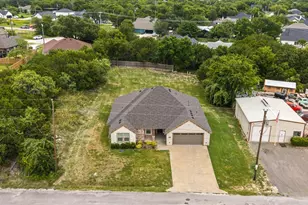 2309 Christine Dr, Granbury, TX 76048 - Photo 33