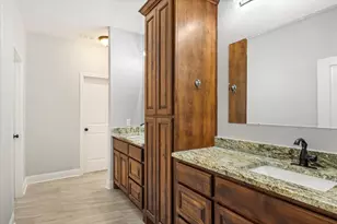 2309 Christine Dr, Granbury, TX 76048 - Photo 17