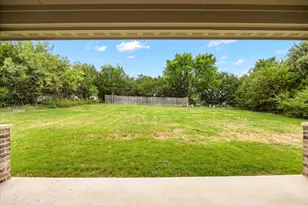 2309 Christine Dr, Granbury, TX 76048 - Photo 9
