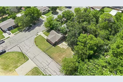 2017 Shawnee Street, Denton, TX 76209 - Photo 39