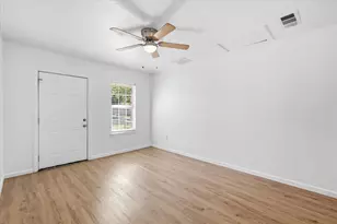 2017 Shawnee St, Denton, TX 76209 - Photo 17