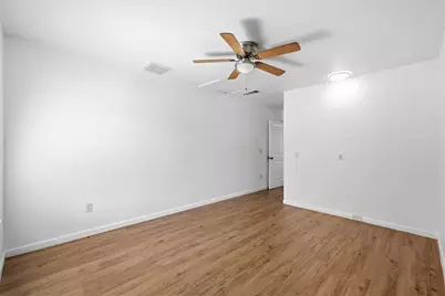 2017 Shawnee Street, Denton, TX 76209 - Photo 15