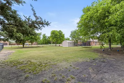429 Collin Street, Nevada, TX 75173 - Photo 25