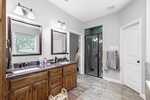429 Collin St, Nevada, TX 75173 - Photo 15