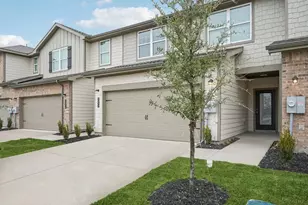 912 Penrose Dr, Cedar Hill, TX 75104 - Photo 1